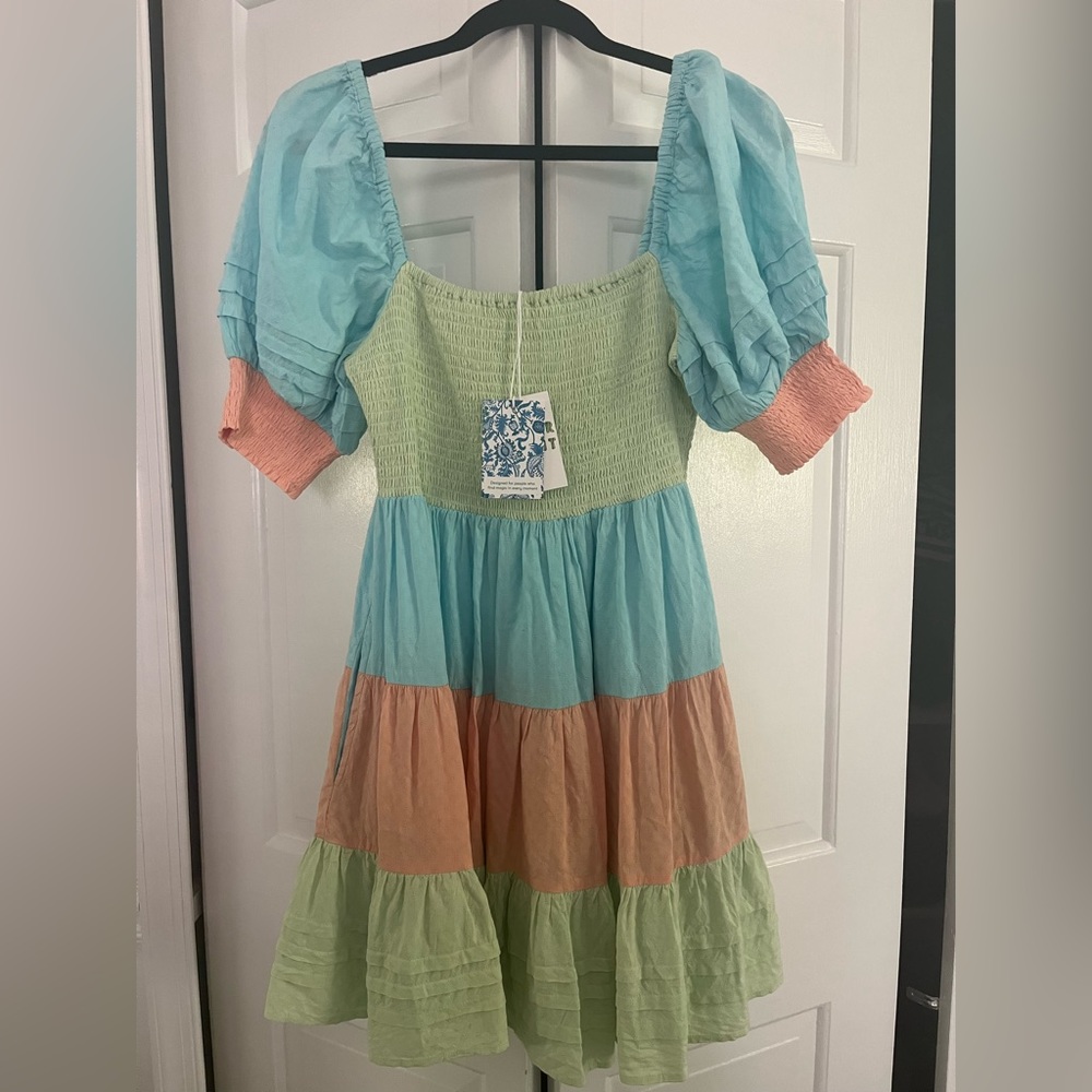 NWT colorblock rent dress